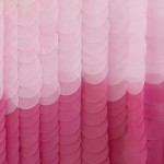Party závesové pásy okrúhle z hodvábneho papiera mix ružovej